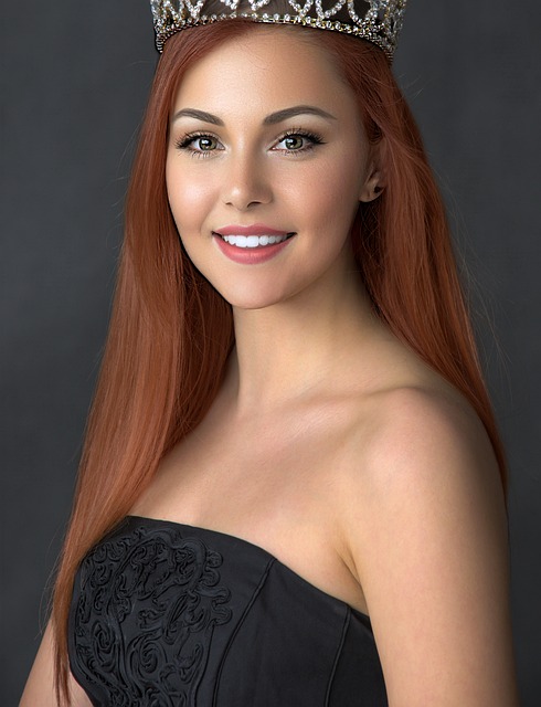 也展现了他 也展现了他