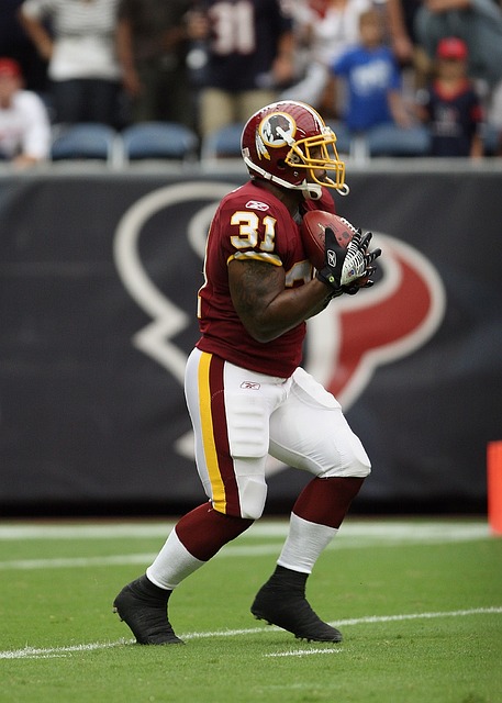 姆因其卓越 姆因其卓越